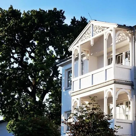 In Mit Grossem Balkon Daire
